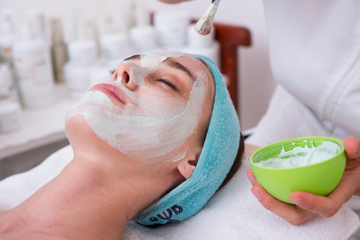Salon facial treatment